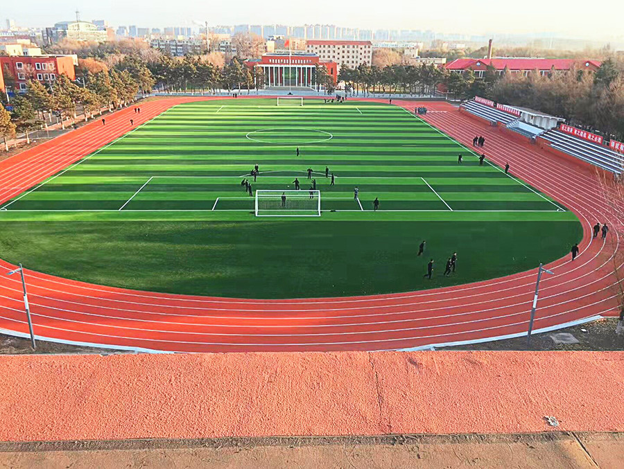 长春空军航空大学基础学院